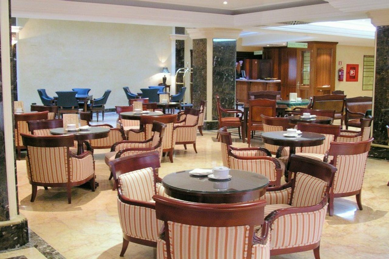 Santiago Hotel Linares  Restaurant billede